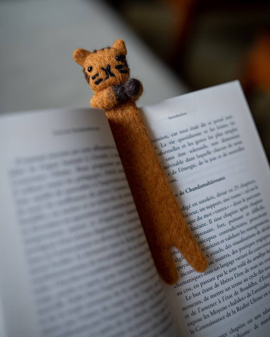 Cat Bookmark, Needle Felted Bookmark, Handmade, 100% Wool